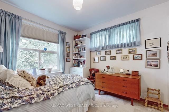 20 Fordham Pl, House detached with 3 bedrooms, 2 bathrooms and 5 parking in Toronto ON | Image 14