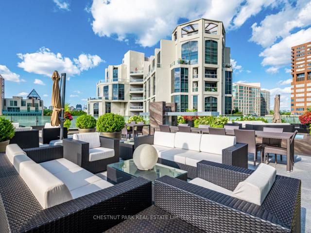 1802 - 88 Davenport Rd, Condo with 2 bedrooms, 2 bathrooms and 1 parking in Toronto ON | Image 27