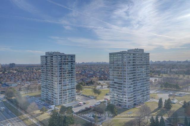 1915 - 88 Alton Tower Circ, Condo with 2 bedrooms, 2 bathrooms and 1 parking in Toronto ON | Image 1