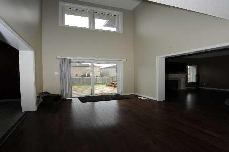 50 Lamont Cres, House detached with 4 bedrooms, 3 bathrooms and 4 parking in Barrie ON | Image 9