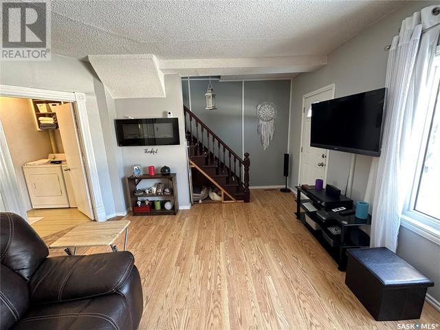 1102 4th Avenue N, House detached with 3 bedrooms, 2 bathrooms and null parking in Rosthern SK | Image 11