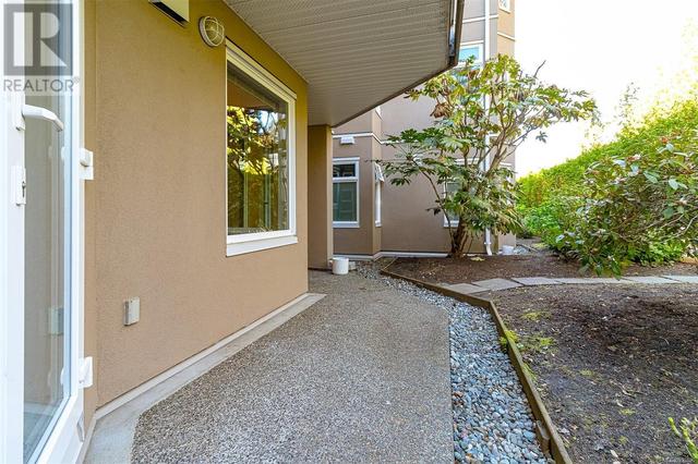 207c - 4678 Elk Lake Dr, Condo with 2 bedrooms, 2 bathrooms and 1 parking in Saanich BC | Image 27