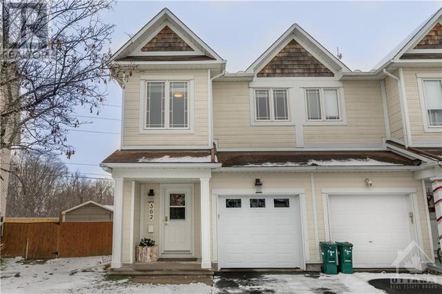 362 Hillsboro Private, Home with 3 bedrooms, 3 bathrooms and 3 parking in Ottawa ON | Image 1