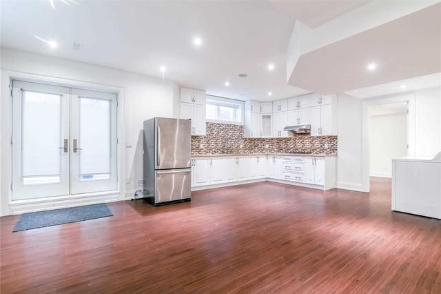 319 Connaught Ave, House detached with 5 bedrooms, 6 bathrooms and 6 parking in Toronto ON | Image 25
