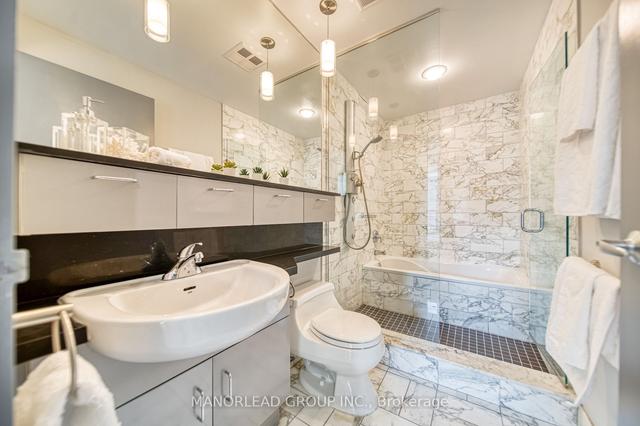 512 - 70 Alexander St, Condo with 2 bedrooms, 2 bathrooms and 1 parking in Toronto ON | Image 24