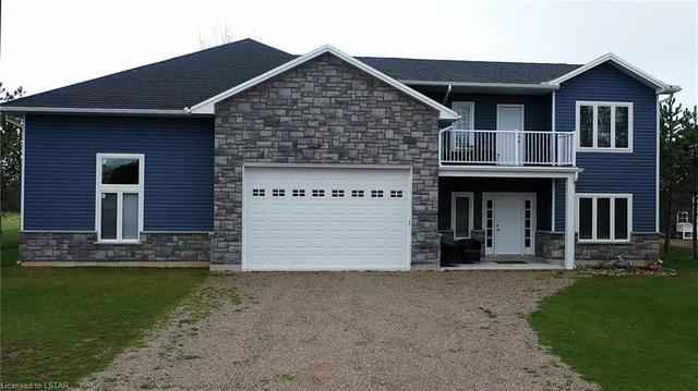 33815 Darryl Court, House detached with 3 bedrooms, 3 bathrooms and 16 parking in Bluewater ON | Image 1