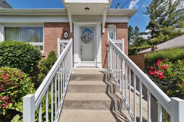 14 Royaleigh Ave, House detached with 2 bedrooms, 2 bathrooms and 5 parking in Toronto ON | Image 12