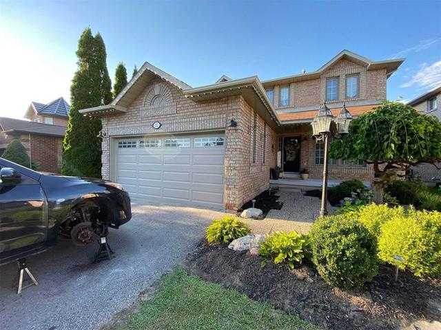 12 Bishop Dr, House detached with 4 bedrooms, 4 bathrooms and 4 parking in Barrie ON | Image 1