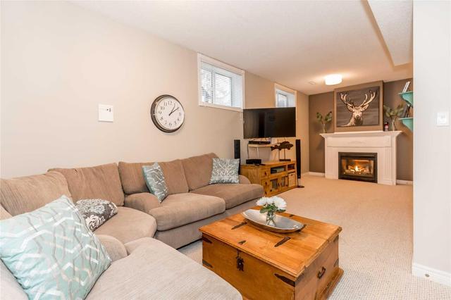 739 Happy Vale Dr, House detached with 2 bedrooms, 3 bathrooms and 4 parking in Innisfil ON | Image 12