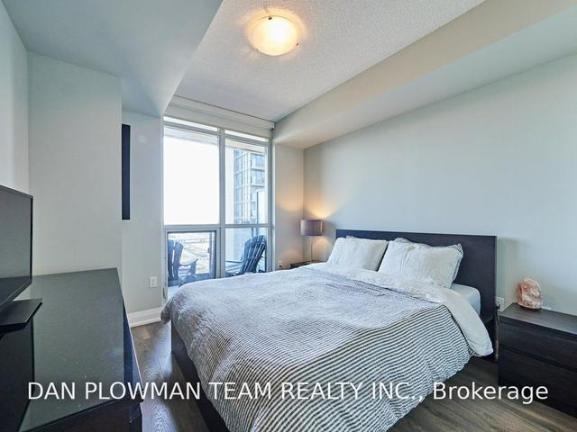 1003 - 9 Valhalla Inn Rd, Condo with 1 bedrooms, 1 bathrooms and 1 parking in Toronto ON | Image 6