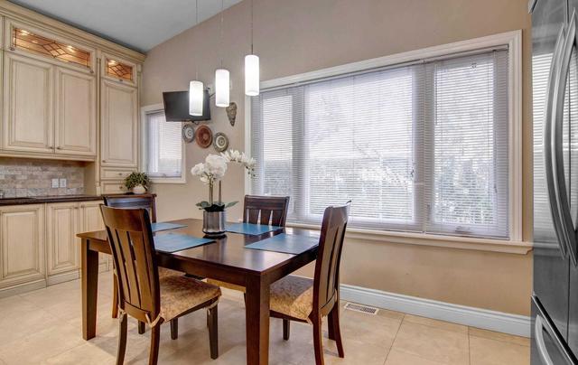 17 Midvale Rd, House detached with 4 bedrooms, 4 bathrooms and 7 parking in Toronto ON | Image 2