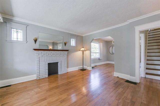 119 Woodington Ave, House semidetached with 3 bedrooms, 2 bathrooms and 1 parking in Toronto ON | Image 26