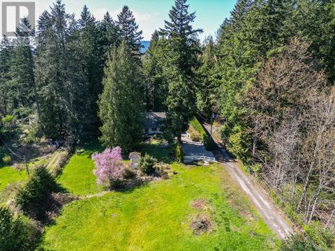 5380 Sparton Rd, House detached with 3 bedrooms, 3 bathrooms and 4 parking in Saanich BC | Card Image