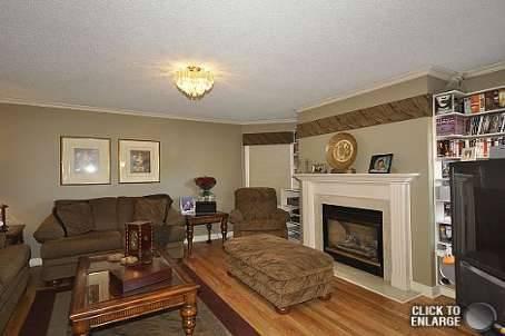 36 Mapleshade Dr, House detached with 2 bedrooms, 4 bathrooms and 4 parking in Brampton ON | Image 4