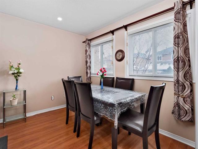 104 Richwood Cres, House attached with 3 bedrooms, 3 bathrooms and 3 parking in Brampton ON | Image 28