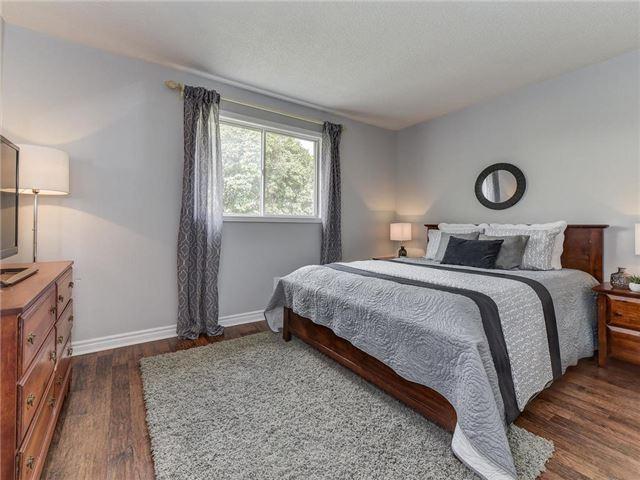 104 Mcfeeters Cres, House attached with 3 bedrooms, 3 bathrooms and 1 parking in Clarington ON | Image 7