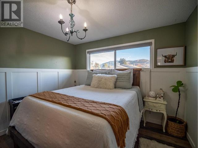 2631 Ayr Place, House detached with 4 bedrooms, 2 bathrooms and null parking in Kamloops BC | Image 7