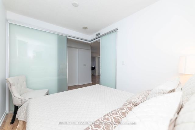 522 - 20 Joe Shuster Way, Condo with 2 bedrooms, 2 bathrooms and 1 parking in Toronto ON | Image 24
