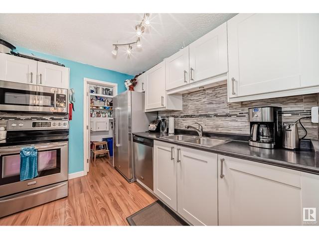 5876 172 St Nw, House attached with 2 bedrooms, 1 bathrooms and null parking in Edmonton AB | Image 10