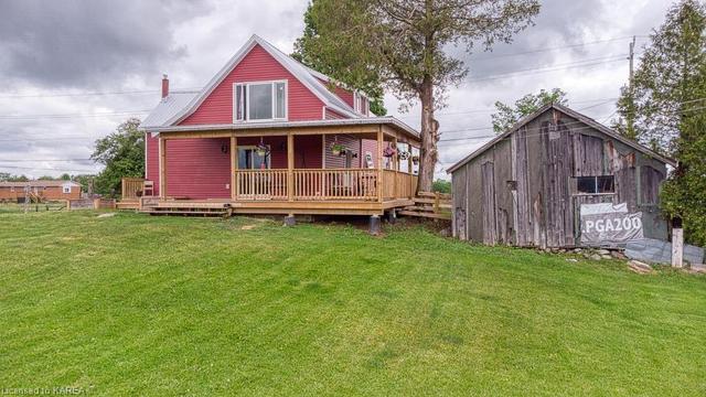 9438 Road 38, House detached with 3 bedrooms, 1 bathrooms and null parking in Central Frontenac ON | Image 8