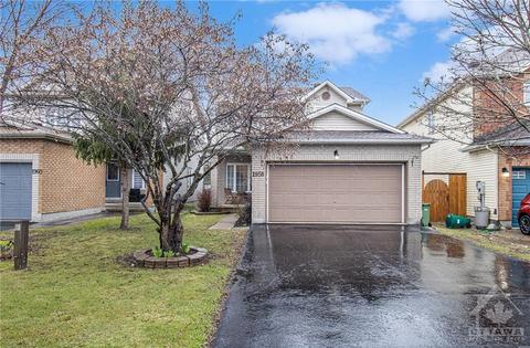1958 Scully Way, House detached with 3 bedrooms, 2 bathrooms and 5 parking in Ottawa ON | Card Image