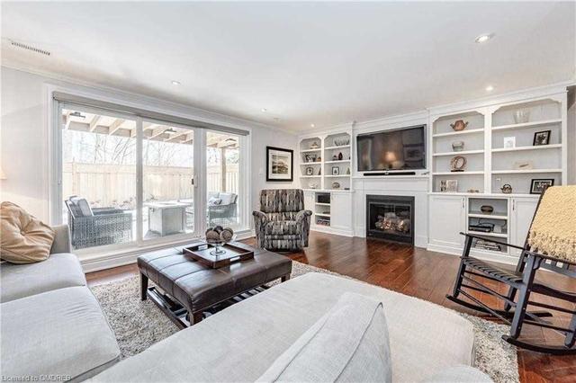 220 Robinson St, House attached with 3 bedrooms, 3 bathrooms and 2 parking in Oakville ON | Image 29