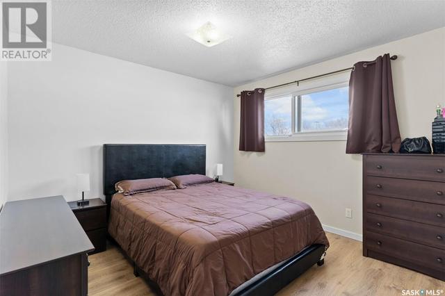 303 8th Avenue E, House detached with 4 bedrooms, 2 bathrooms and null parking in Watrous SK | Image 21