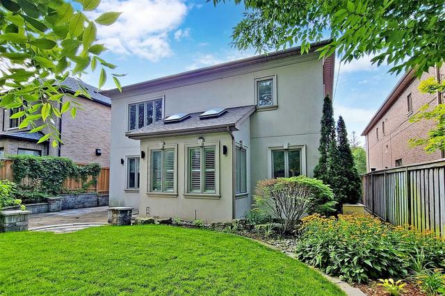 32 Munro Blvd, House detached with 5 bedrooms, 7 bathrooms and 6 parking in Toronto ON | Image 35