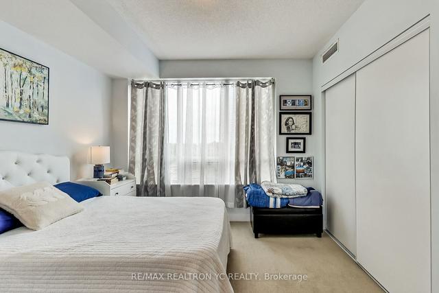 604 - 28 Linden St, Condo with 2 bedrooms, 2 bathrooms and 1 parking in Toronto ON | Image 35