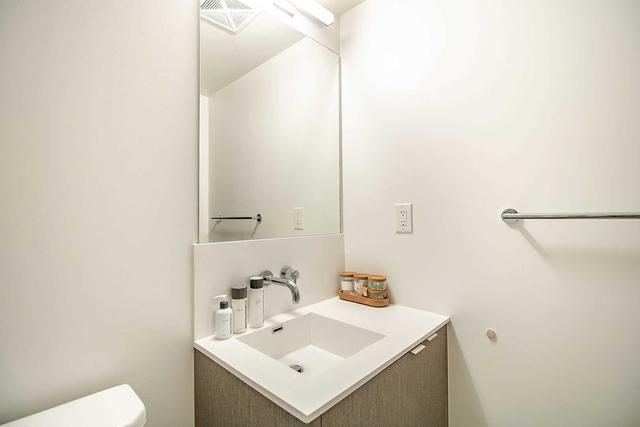 1508 - 100 Harbour St, Condo with 0 bedrooms, 1 bathrooms and 0 parking in Toronto ON | Image 20