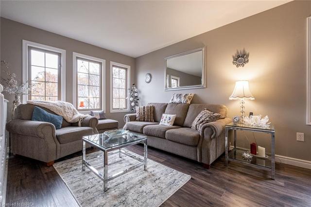 16 Dowden Avenue, House detached with 4 bedrooms, 2 bathrooms and 4 parking in Brantford ON | Image 7