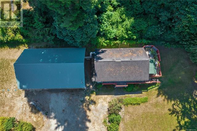 aerial views of property | Image 57