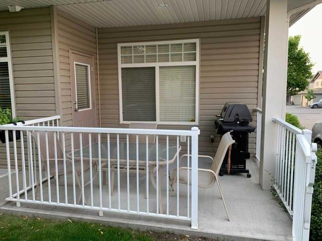 29 - 2046 Robson Pl, Townhouse with 3 bedrooms, 3 bathrooms and 2 parking in Kamloops BC | Image 13