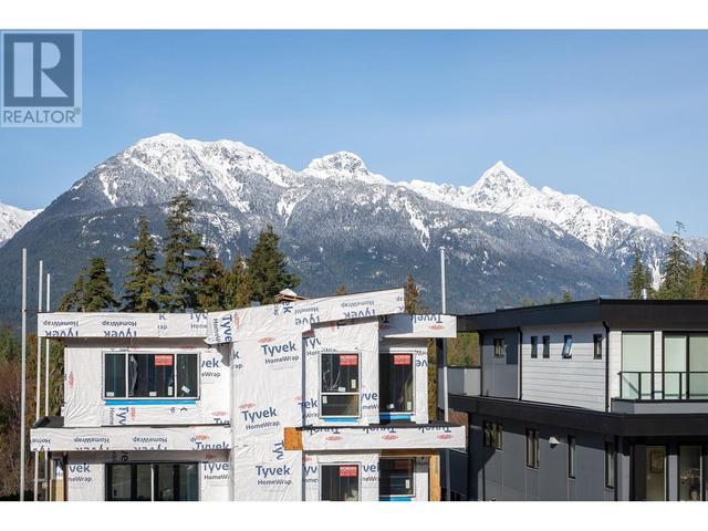 16 - 3385 Mamquam Road, House detached with 5 bedrooms, 6 bathrooms and 4 parking in Squamish BC | Image 38