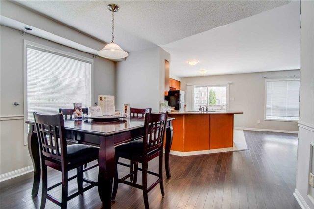 809 Johnson Hts, House attached with 3 bedrooms, 3 bathrooms and 1 parking in Milton ON | Image 1