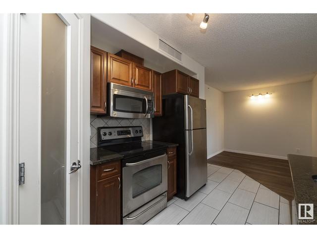 403 - 9707 106 St Nw, Condo with 2 bedrooms, 2 bathrooms and 2 parking in Edmonton AB | Image 14