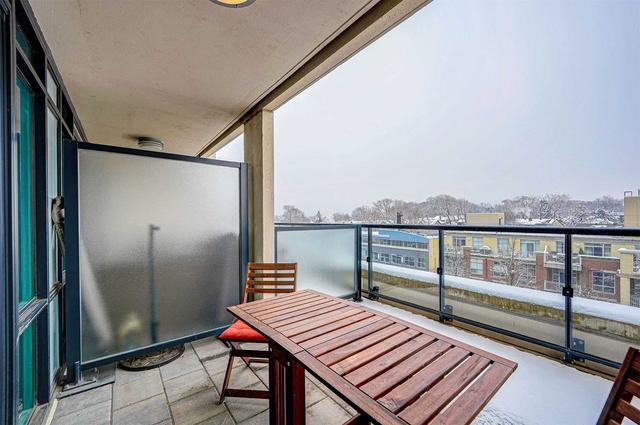 611 - 2 Old Mill Dr, Condo with 1 bedrooms, 1 bathrooms and 1 parking in Toronto ON | Image 23