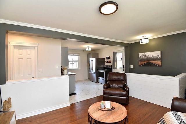 12 Wade Ave, House detached with 2 bedrooms, 1 bathrooms and 2 parking in Brantford ON | Image 31