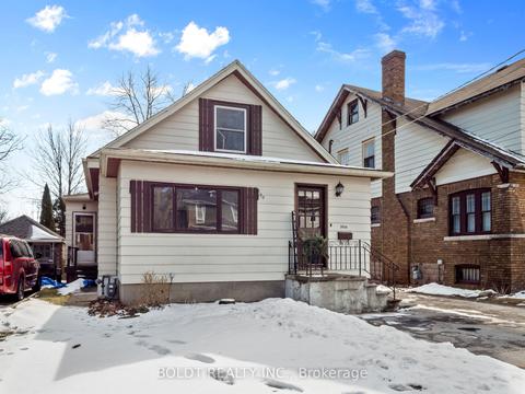 5936 Delaware St, House detached with 3 bedrooms, 2 bathrooms and 5 parking in Niagara Falls ON | Card Image