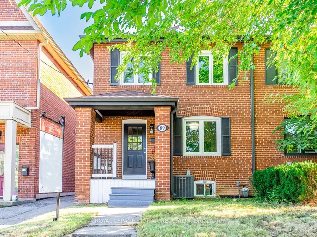 89 Lawrence Ave W, House semidetached with 3 bedrooms, 2 bathrooms and 2 parking in Toronto ON | Image 1