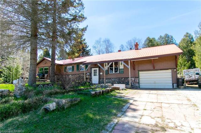 315306 Highway 6, House detached with 2 bedrooms, 2 bathrooms and 8 parking in Chatsworth ON | Image 38