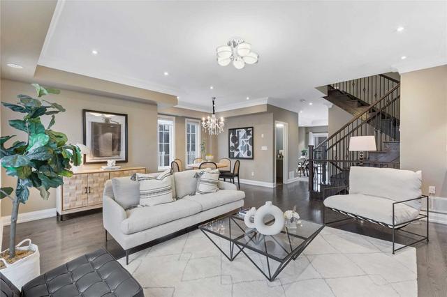 2 Brian Way, Townhouse with 3 bedrooms, 6 bathrooms and 4 parking in Markham ON | Image 4