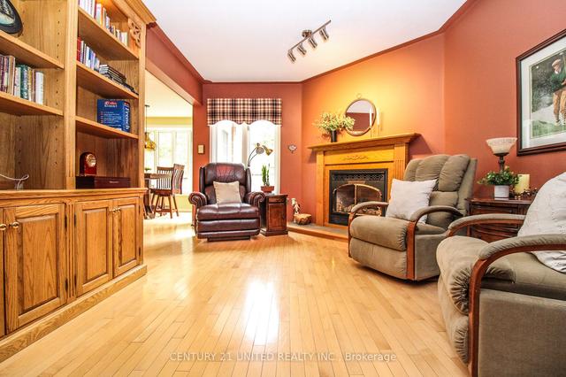 3141 Frances Stewart Rd, House detached with 4 bedrooms, 3 bathrooms and 4 parking in Peterborough ON | Image 4