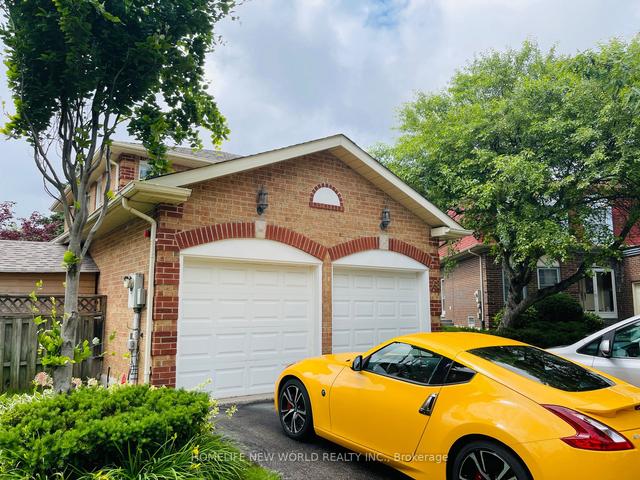 28 Glamorgan Crt, House detached with 4 bedrooms, 4 bathrooms and 6 parking in Markham ON | Image 12