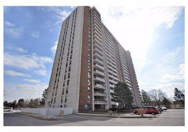 406 - 4 Kings Cross Rd, Condo with 2 bedrooms, 1 bathrooms and 1 parking in Brampton ON | Image 1