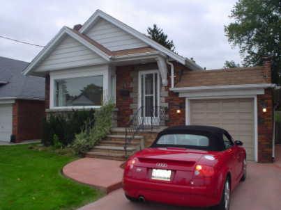 u - 614 O'connor Dr, House detached with 2 bedrooms, 1 bathrooms and 2 parking in Toronto ON | Image 1