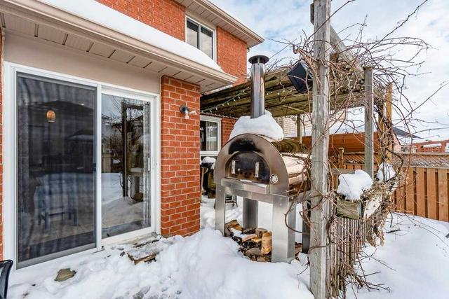 237 Wessenger Dr, House detached with 3 bedrooms, 4 bathrooms and 4 parking in Barrie ON | Image 25