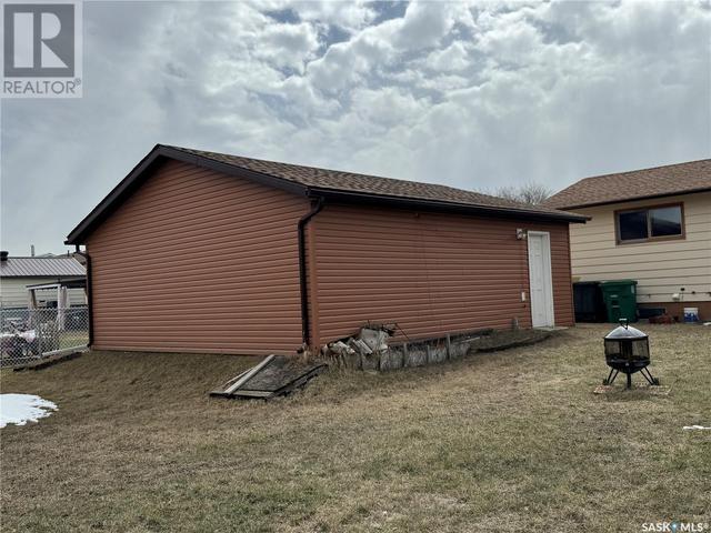 409 5th Avenue W, House detached with 2 bedrooms, 1 bathrooms and null parking in Biggar SK | Image 23