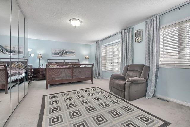 41 Hollier Dr, House detached with 4 bedrooms, 5 bathrooms and 2 parking in Ajax ON | Image 10