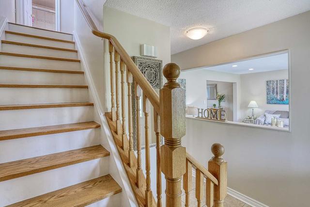 9 Dreyer Dr E, House detached with 4 bedrooms, 3 bathrooms and 5 parking in Ajax ON | Image 10
